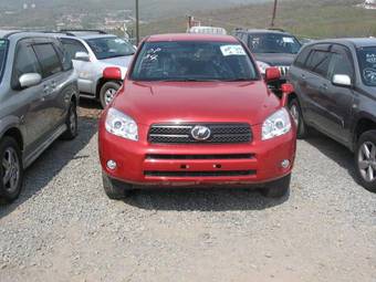 2005 Toyota RAV4 Photos
