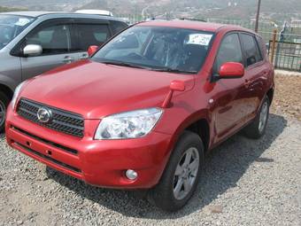 2005 Toyota RAV4 Pictures