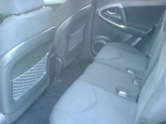 2005 Toyota RAV4 Pictures