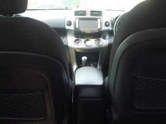 2005 Toyota RAV4 Photos