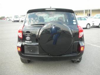 2005 Toyota RAV4 Pictures