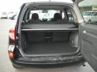 2005 Toyota RAV4 Photos