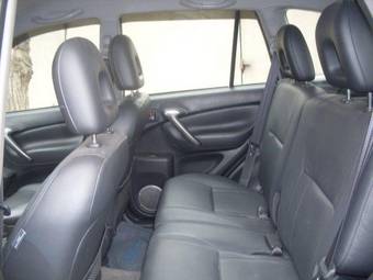2005 Toyota RAV4 Pictures