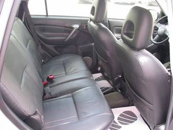 2005 Toyota RAV4 Pictures
