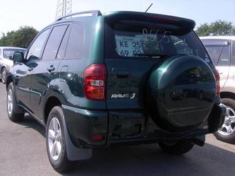 2005 Toyota RAV4 Photos