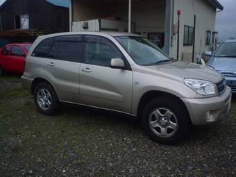 2005 Toyota RAV4 Photos