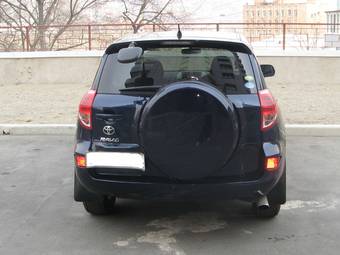 2005 Toyota RAV4 Pictures