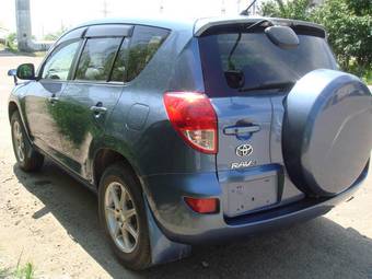 2005 Toyota RAV4 Photos