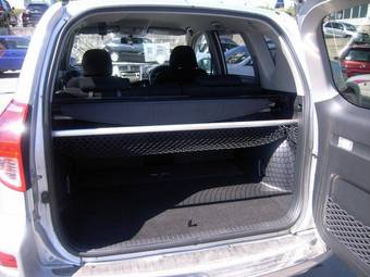 2005 Toyota RAV4 Pics