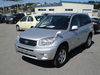 2005 Toyota RAV4 Pictures