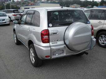 2005 Toyota RAV4 Photos