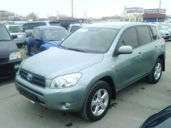 2006 Toyota RAV4 Photos