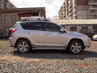 2006 Toyota RAV4 Pictures