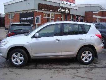 2006 Toyota RAV4 Photos