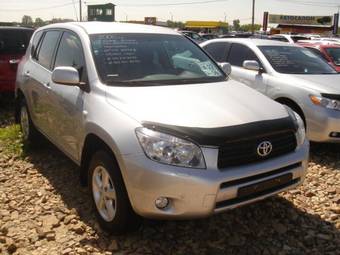 2006 Toyota RAV4 Photos