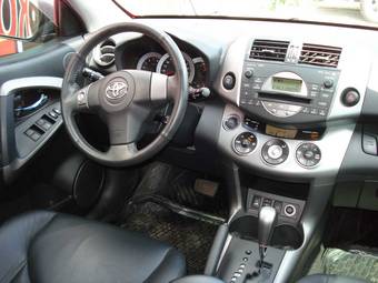 2006 Toyota RAV4 Photos