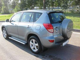2006 Toyota RAV4 Photos