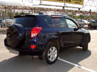 2006 Toyota RAV4 Photos