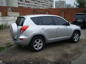 2006 Toyota RAV4 Pictures