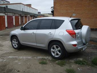 2006 Toyota RAV4 Photos