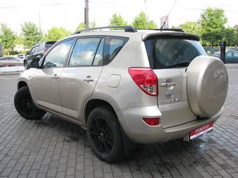 2006 Toyota RAV4 Pics