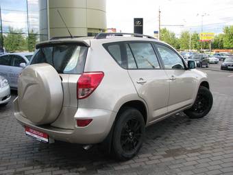 2006 Toyota RAV4 Pictures