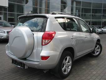 2006 Toyota RAV4 Photos