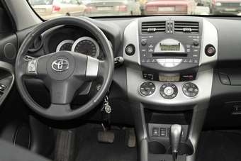 2007 Toyota RAV4 Photos