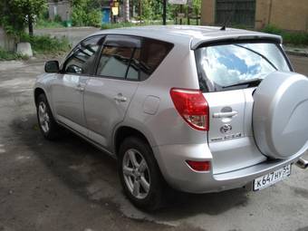 2007 Toyota RAV4 Photos