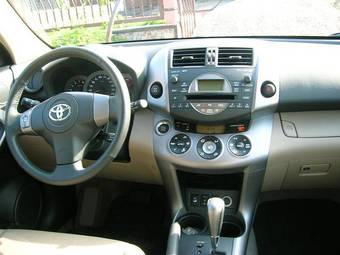 2008 Toyota RAV4 Pictures