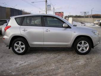 2008 Toyota RAV4 Images