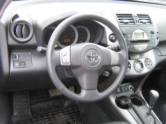 2009 Toyota RAV4 Pictures