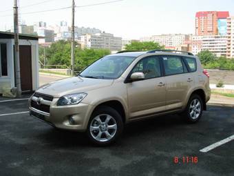 2009 Toyota RAV4 Images