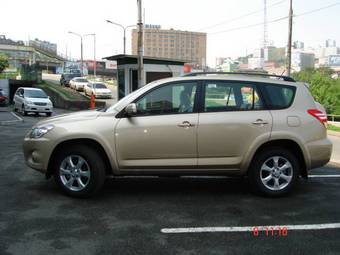 2009 Toyota RAV4 Pics