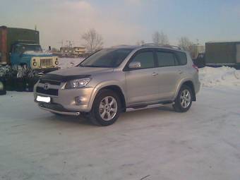 2010 Toyota RAV4 Photos