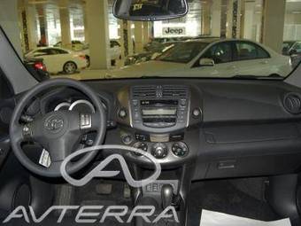 2010 Toyota RAV4 Photos