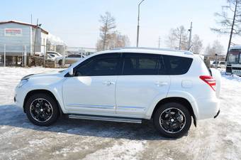 2010 Toyota RAV4 Pics