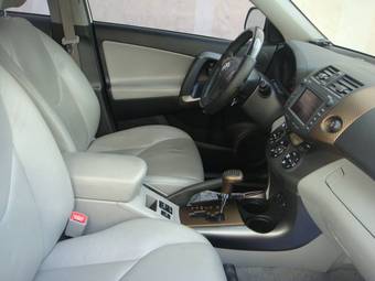 2010 Toyota RAV4 Pics