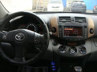 2010 Toyota RAV4 Pictures
