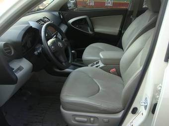 2010 Toyota RAV4 Pics