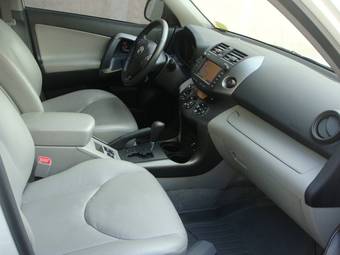 2010 Toyota RAV4 Pictures