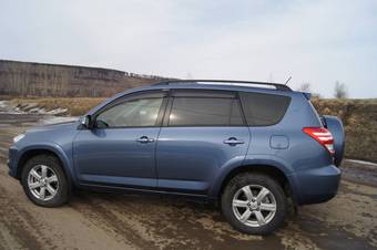 2010 Toyota RAV4 Photos