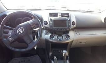 2010 Toyota RAV4 Photos