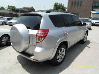2010 Toyota RAV4 Pics