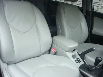 2010 Toyota RAV4 Pics