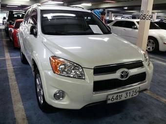 2010 Toyota RAV4 Pictures