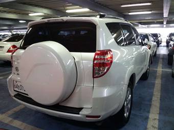 2010 Toyota RAV4 Photos