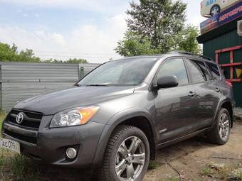 2010 Toyota RAV4 Photos