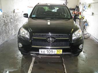 2010 Toyota RAV4 Photos