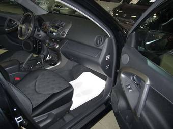 2011 Toyota RAV4 Pictures